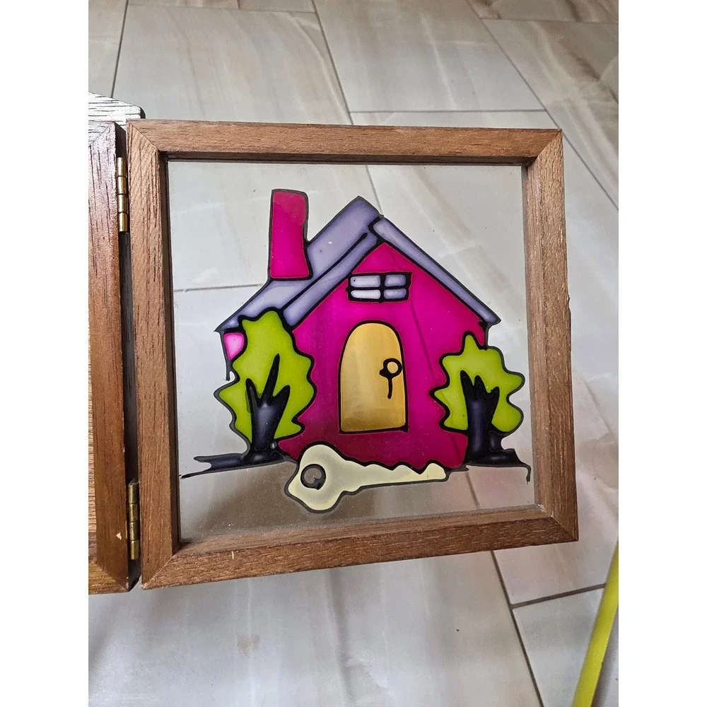 Vintage Wooden Key Holder Box Wall Mount Stained Glass Style House 3 Hooks 6in - Picture 5 of 16